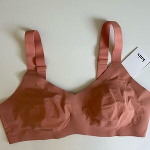 Knix Padded Evolution v-neck bra